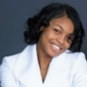 Meet your Posher, Liz